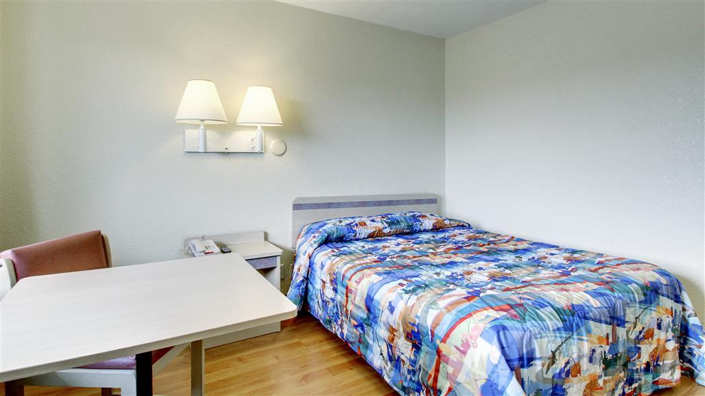 Motel 6 Manhattan Kansas 客房 照片